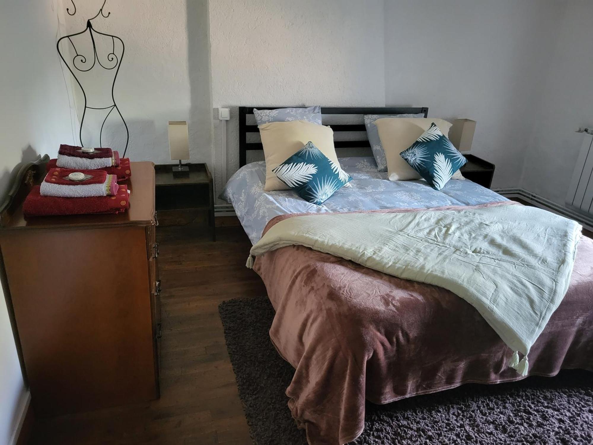 Chambres D Hotes L'Agape Saint-Martial-sur-Isop Zimmer foto